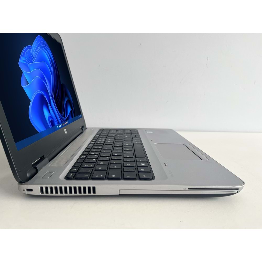 HP Probook 650 G2 İntel i5 6300u 2.40ghz 8gb Ddr4 Ram 256gb Ssd 15.6