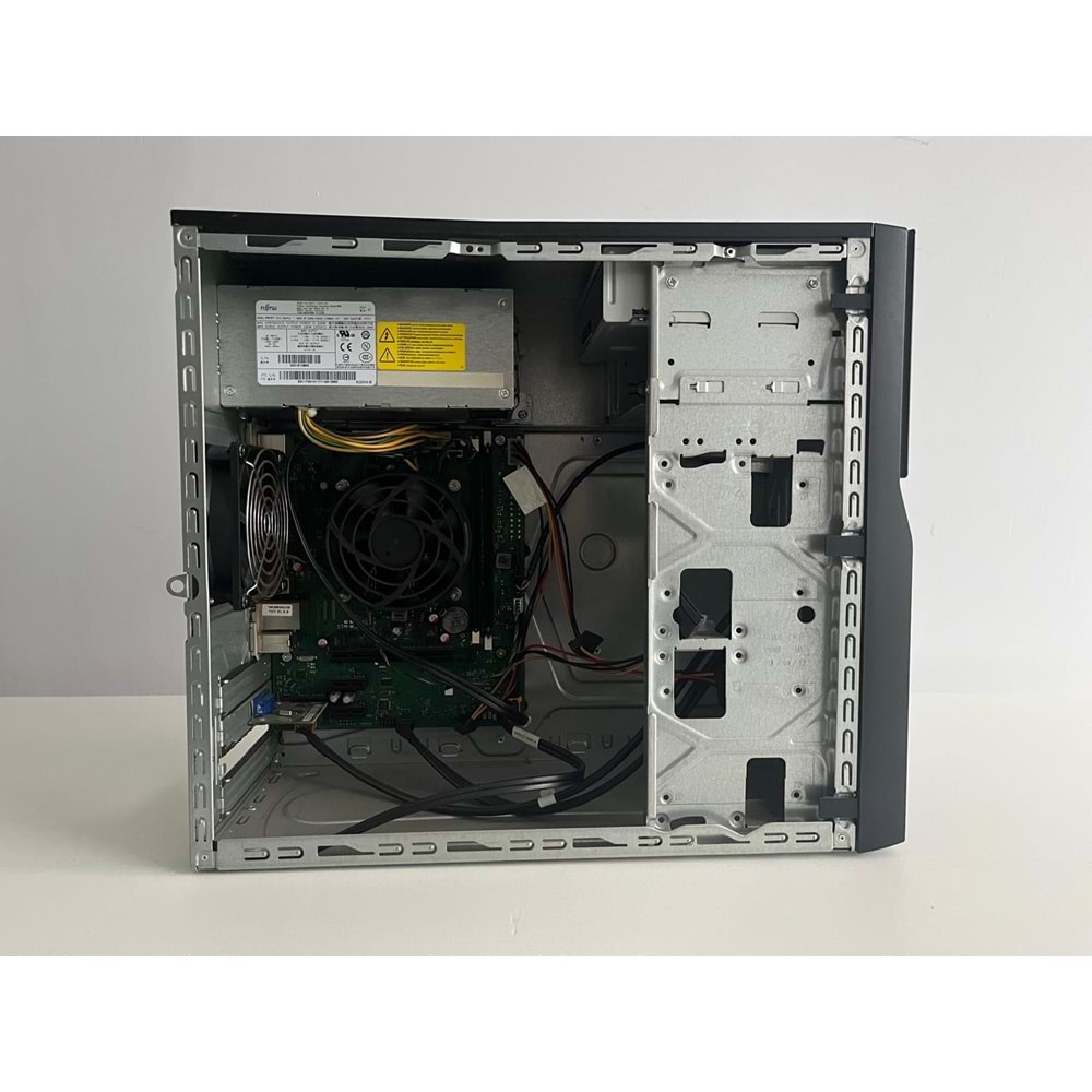 FUJITSU ESPRİMO P556 E85 Tower i3 6100 8Gb Ram 120Gb Ssd
